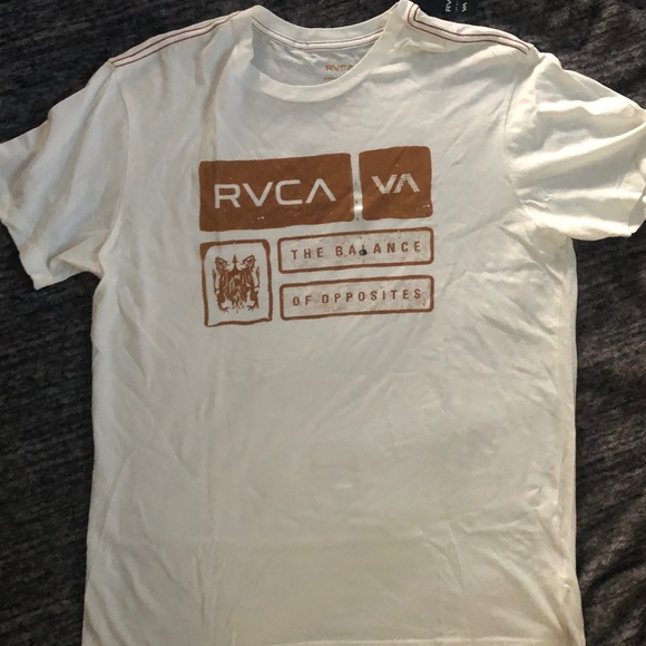RVCA T-Shirt. L - Picture 3 of 8